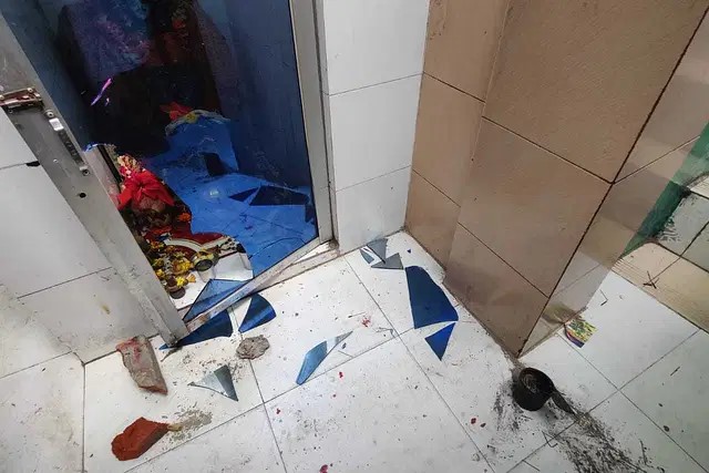 চট্টগ্রামের পাথরঘাটা ও পটিয়ায় মন্দিরে হামলা-ভাঙচুর